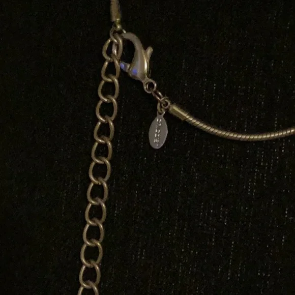 Chico’s hammered gold tone necklace - Picture 3 of 3